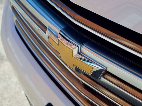 Used 2023 Chevrolet Tahoe High Country w/ Advanced Technology Package image 13