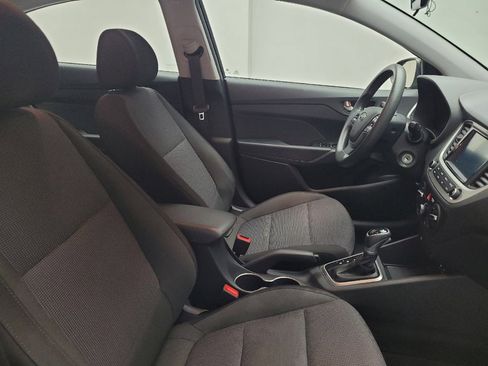 Used 2021 Hyundai Accent SEL FWD image 21