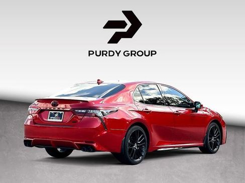 Used 2022 Toyota Camry XSE FWD image 8