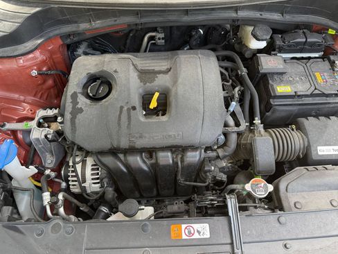 Used 2025 Kia Soul LX w/ LX Technology Package FWD image 29