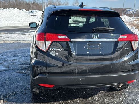 Used 2022 Honda HR-V EX image 9
