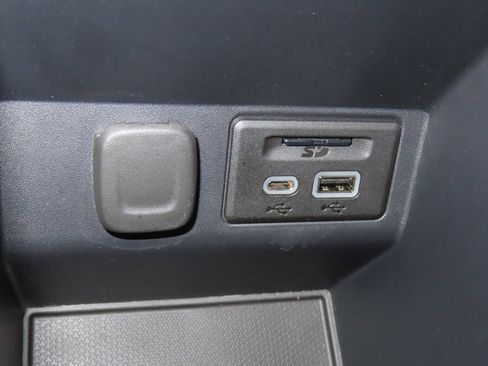 Used 2022 Chevrolet Blazer RS w/ Enhanced Convenience Package image 7