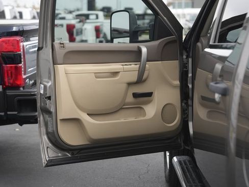 Used 2014 GMC Sierra 2500 SLE image 29