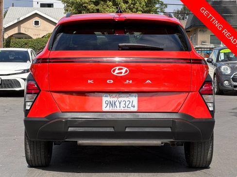 Used 2024 Hyundai Kona SEL FWD image 5