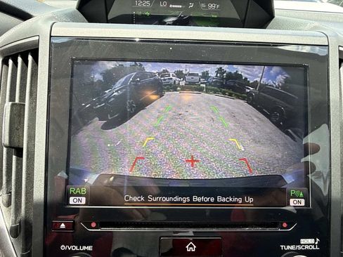 Used 2023 Subaru Crosstrek 2.5i Limited w/ Moonroof Package AWD/4WD image 31