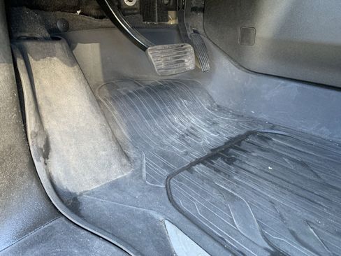 Used 2021 GMC Yukon AT4 w/ AT4 Premium Plus Package image 17