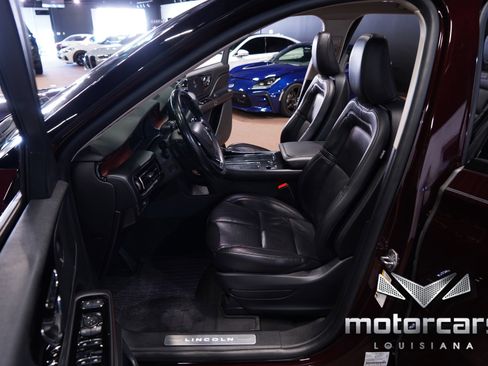 Used 2023 Lincoln Aviator Reserve w/ Jet Package image 26