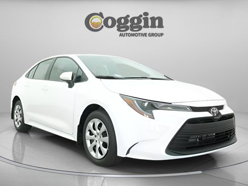 New 2026 Toyota Corolla LE FWD image 26