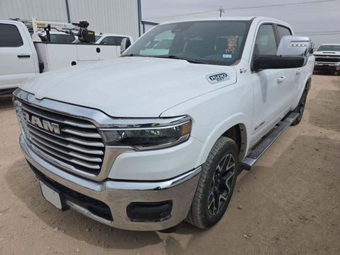 Used 2025 RAM 1500 Laramie AWD/4WD image 2