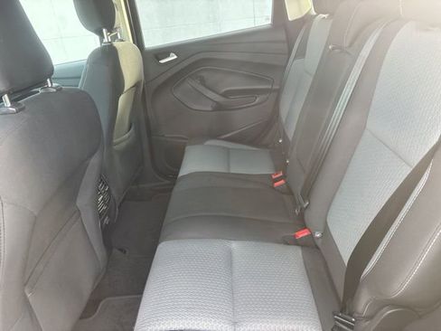 Used 2018 Ford Escape SE w/ Ford Safe & Smart Package image 23