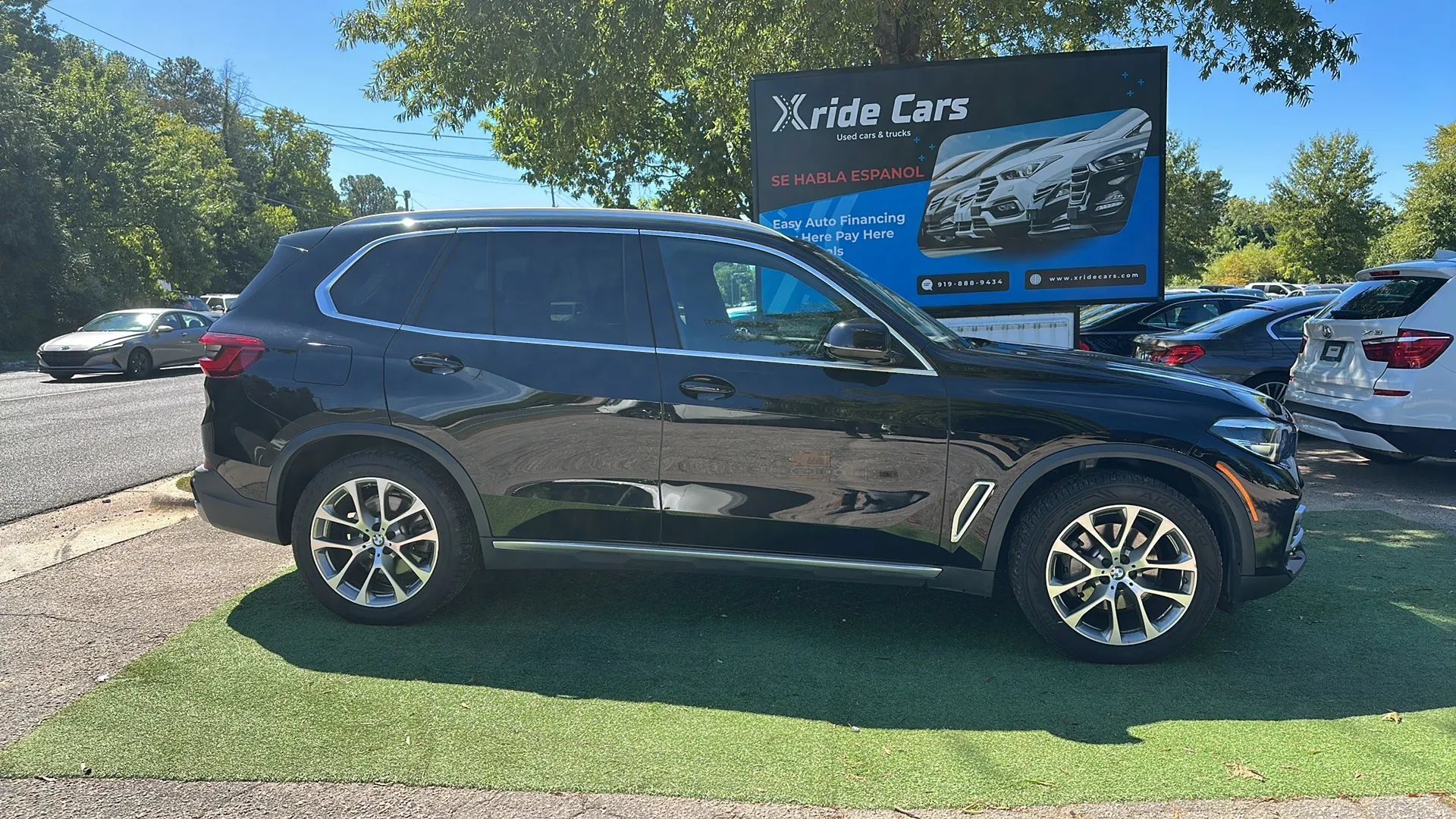 Used 2020 BMW X5 xDrive40i w/ Convenience Package AWD/4WD image 4