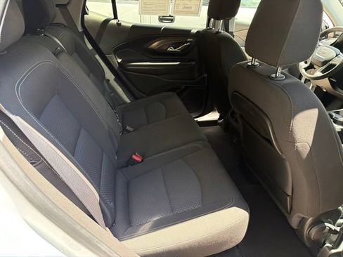 Used 2023 GMC Terrain SLE w/ Driver Convenience Package AWD/4WD image 22