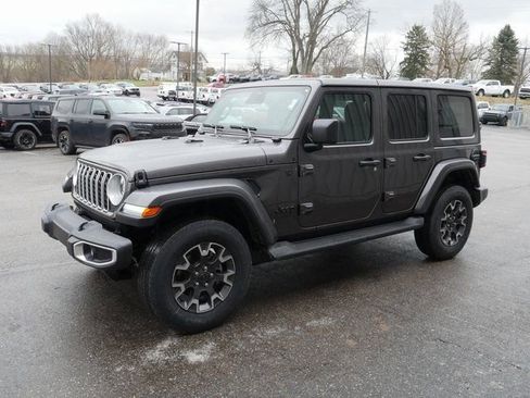 New 2026 Jeep Wrangler Unlimited Sahara AWD/4WD image 10