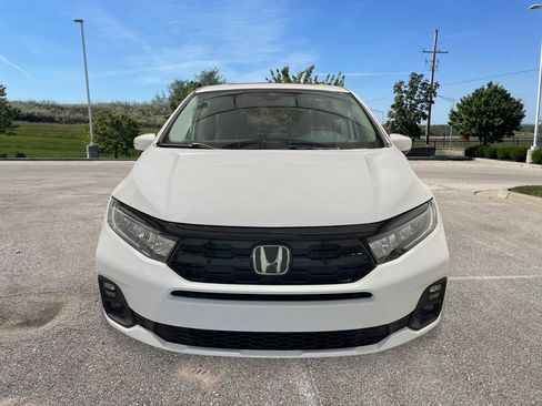 New 2026 Honda Odyssey Touring image 10