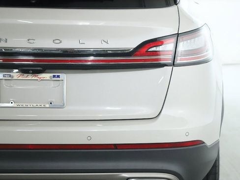 Used 2022 Lincoln Nautilus Reserve image 45