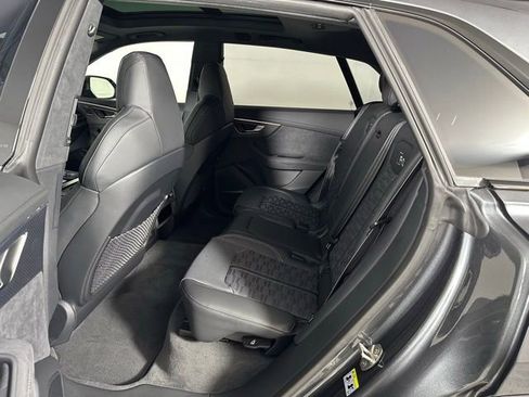 New 2026 Audi RS Q8 performance image 10