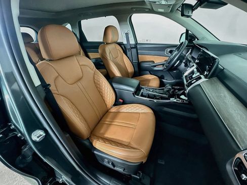 Certified 2023 Kia Sorento SX Prestige AWD/4WD image 7