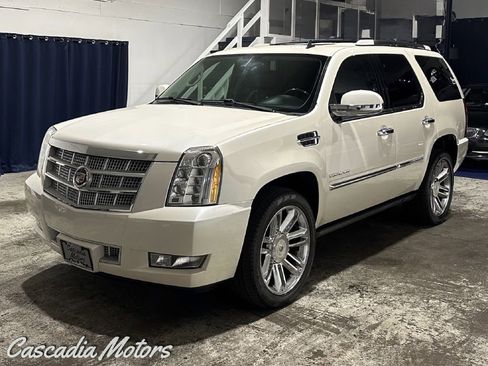 Used 2013 Cadillac Escalade Platinum image 5