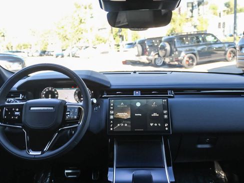 New 2026 Land Rover Range Rover Velar Dynamic SE image 12