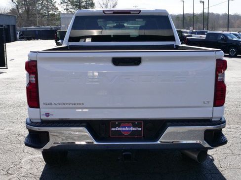Used 2025 Chevrolet Silverado 2500 LT w/ Convenience Package AWD/4WD image 16