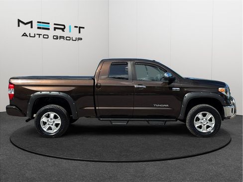 Used 2019 Toyota Tundra Limited w/ Limited Premium Package AWD/4WD image 10
