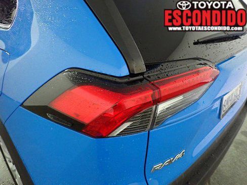 Certified 2019 Toyota RAV4 LE w/ Carpet Mat Package FWD image 13