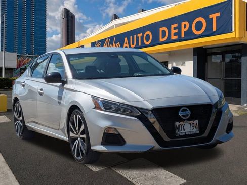 Used 2021 Nissan Altima 2.5 SR FWD image 6