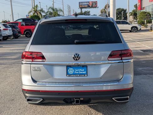 Certified 2023 Volkswagen Atlas SE w/ Panoramic Sunroof Package FWD image 5