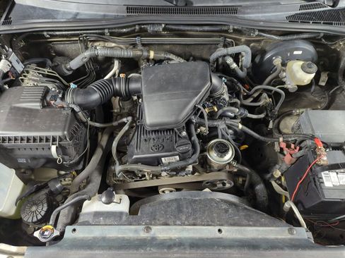 Used 2011 Toyota Tacoma PreRunner image 17