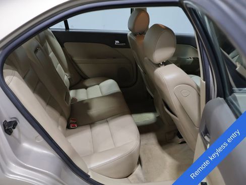 Used 2006 Ford Fusion SEL FWD image 6