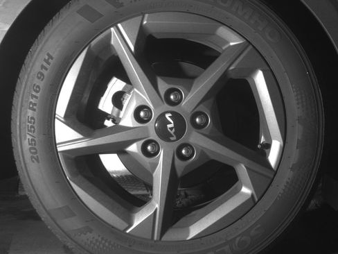 Used 2025 Kia K4 LXS image 15