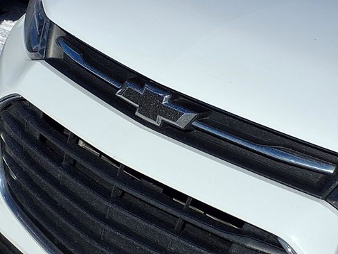 Used 2020 Chevrolet Trax LS image 26