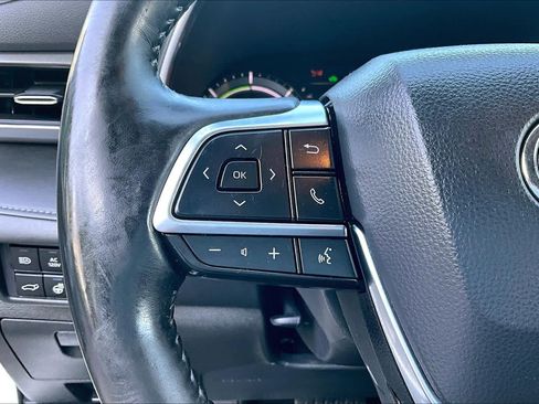 Used 2021 Toyota Highlander Limited AWD/4WD image 23