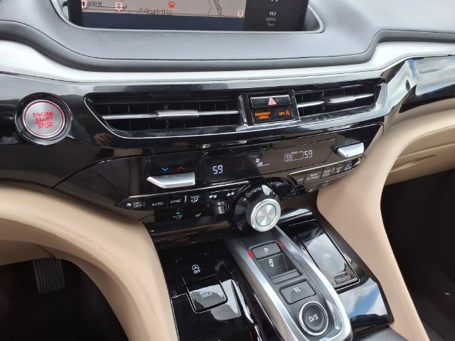 Used 2024 Acura MDX w/ Technology Package FWD image 13
