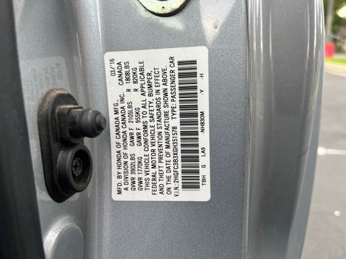 Used 2016 Honda Civic EX-T image 31