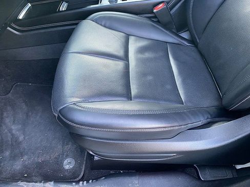 Used 2022 Lincoln Corsair AWD w/ Premium Package image 25