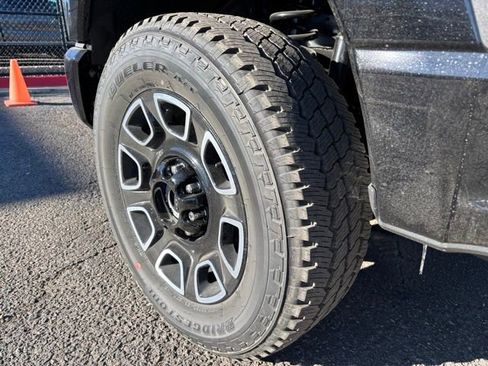 New 2026 Ford F250 Platinum image 26