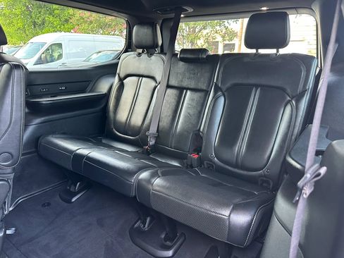 Used 2022 Jeep Wagoneer Series III w/ Flexible Seating Group RWD image 22