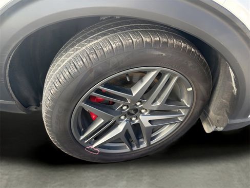 Certified 2025 Ford Explorer ST-Line w/ ST-Line Street Pack image 23