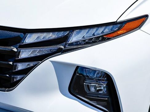 Certified 2024 Hyundai Tucson SEL AWD/4WD image 8