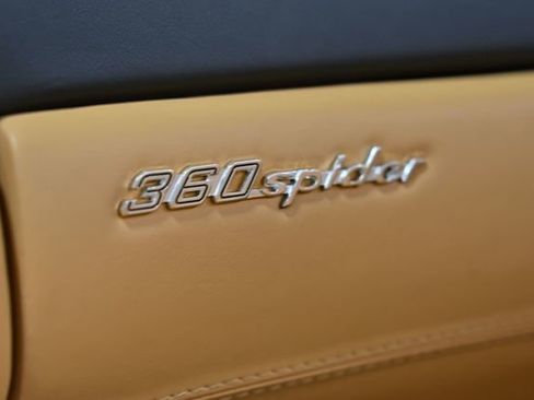Used 2004 Ferrari 360 Spider image 40