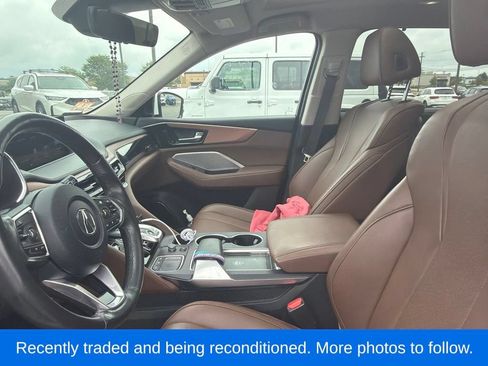 Used 2024 Acura MDX SH-AWD w/ Technology Package image 3