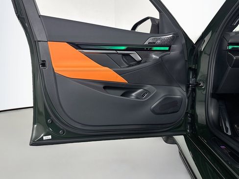 Used 2026 BMW M5 w/ Carbon Package image 21