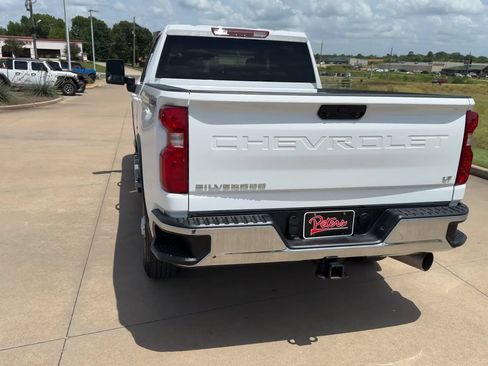 Used 2025 Chevrolet Silverado 2500 LT w/ Convenience Package AWD/4WD image 6