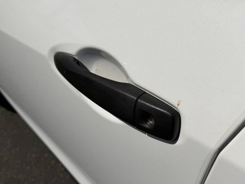 Used 2025 Nissan Kicks Play S FWD image 8