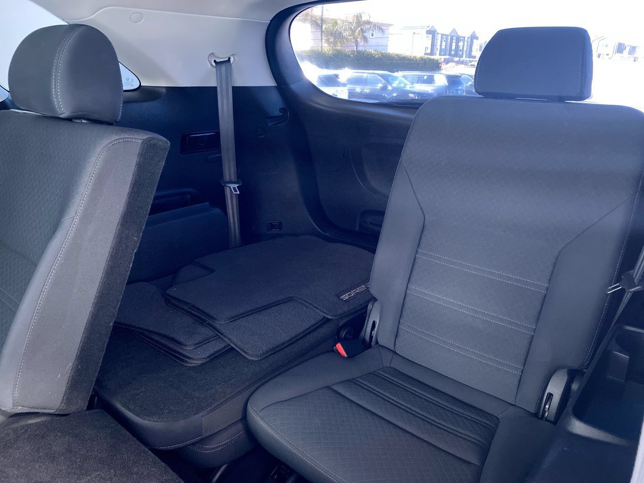 Used 2019 Kia Sorento FWD image 34