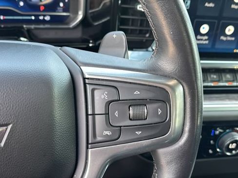 Used 2022 Chevrolet Silverado 1500 LTZ AWD/4WD image 23