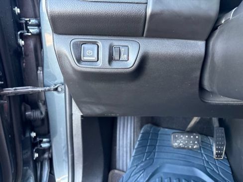 Used 2019 GMC Acadia SLT FWD image 35