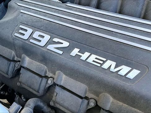 Certified 2018 Dodge Durango SRT w/ SRT Interior Appearance Group AWD/4WD image 31