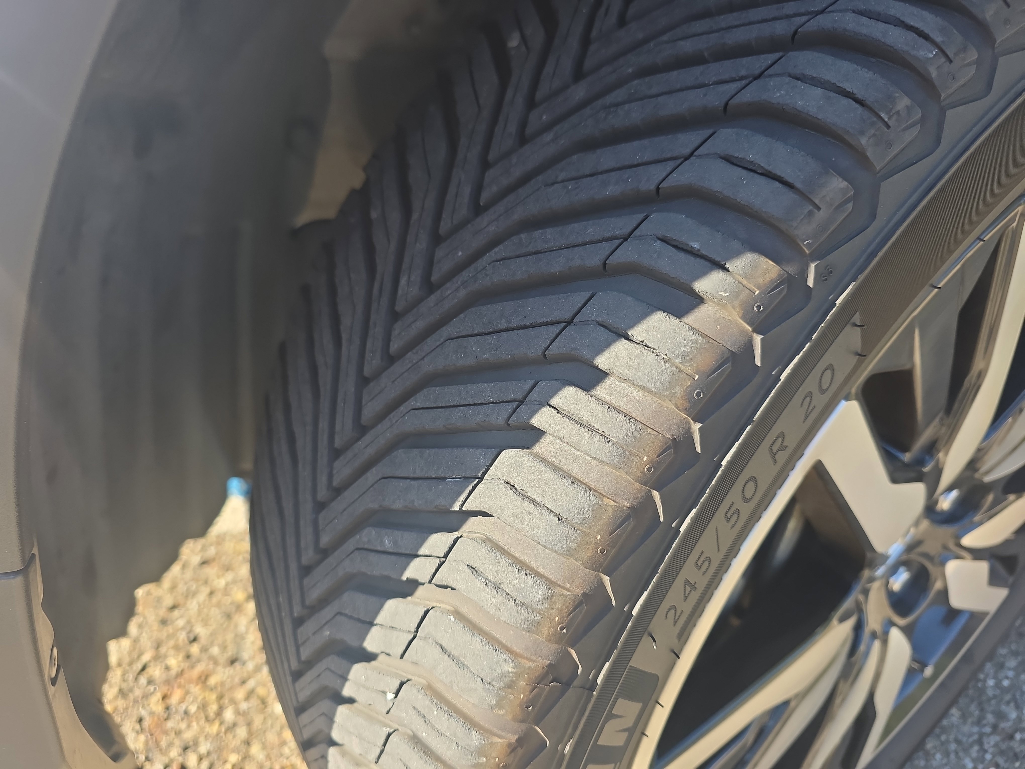 Used 2019 Honda Pilot Touring image 2